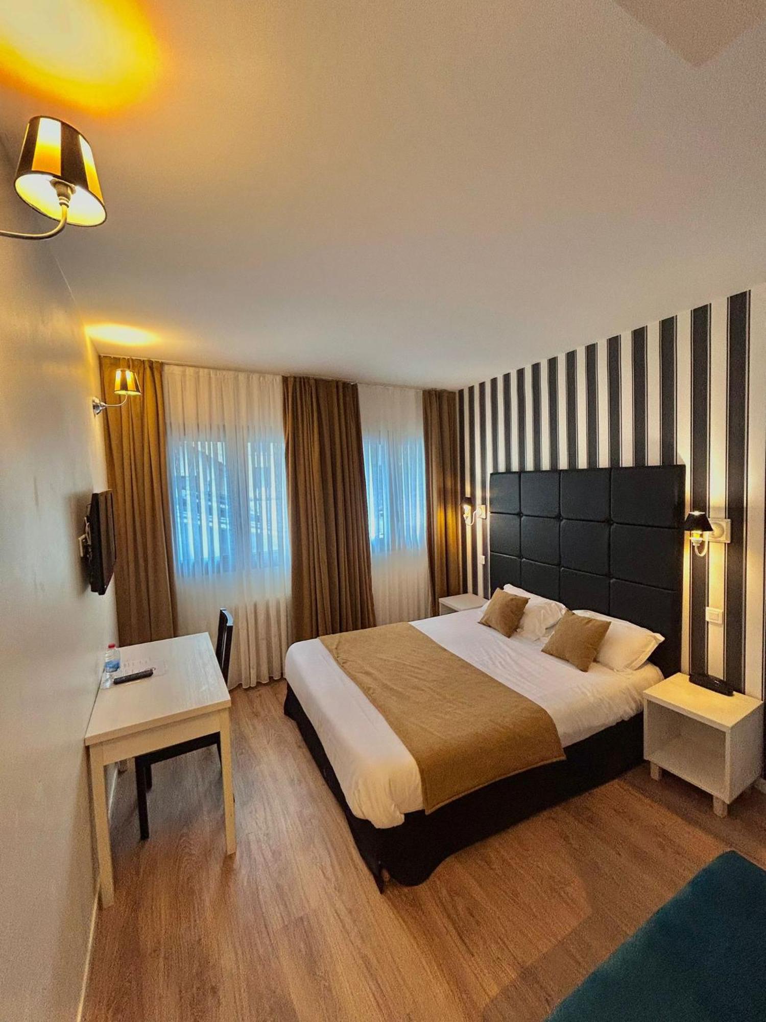 Thoiry Etoile Lodge Екстериор снимка
