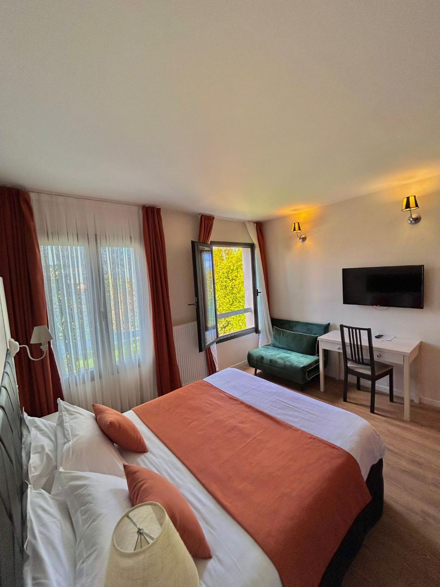 Thoiry Etoile Lodge Екстериор снимка